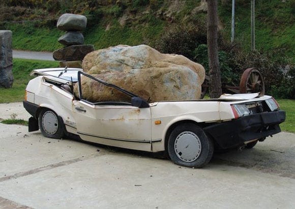 Bris de glace, catastrophe naturelle ou technologique ? Qu'importe ... L'assurance auto MACIF est là pour vous !